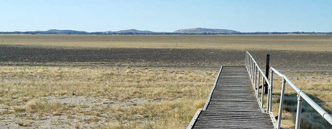 Lake Colac in drought